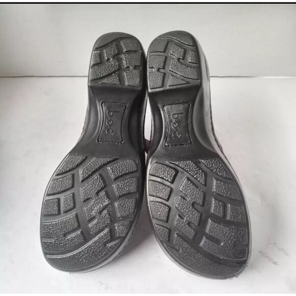 B.O.C. Born of Concept Brown Buckle Slip-On Mules Clogs Women 8M Leather Comfort - Picture 5 of 5